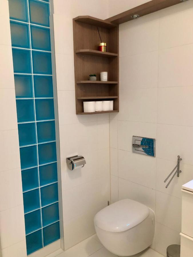 Apartman V Centre Ziliny S Parkovanim Жиліна Екстер'єр фото