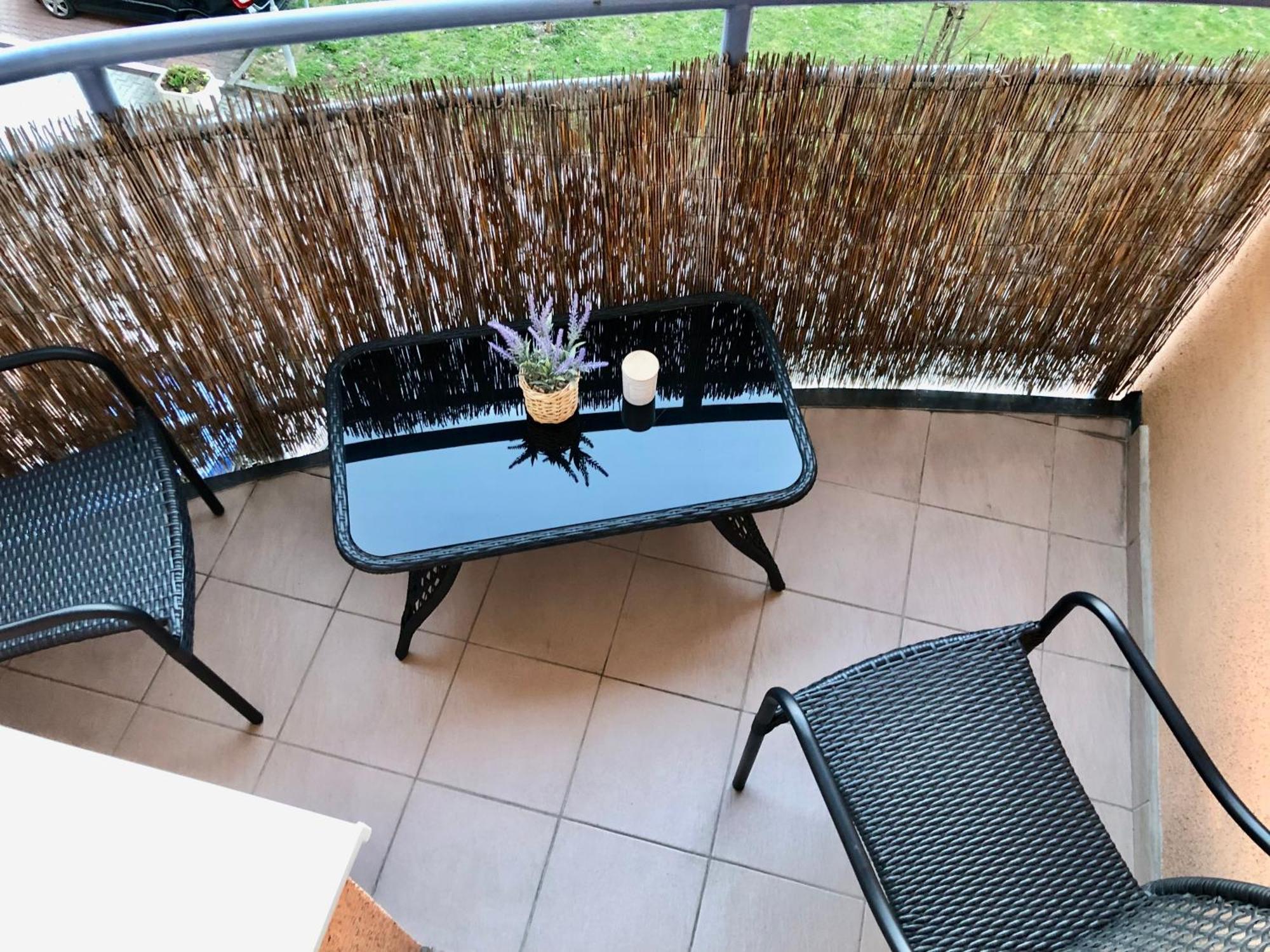 Apartman V Centre Ziliny S Parkovanim Жиліна Екстер'єр фото